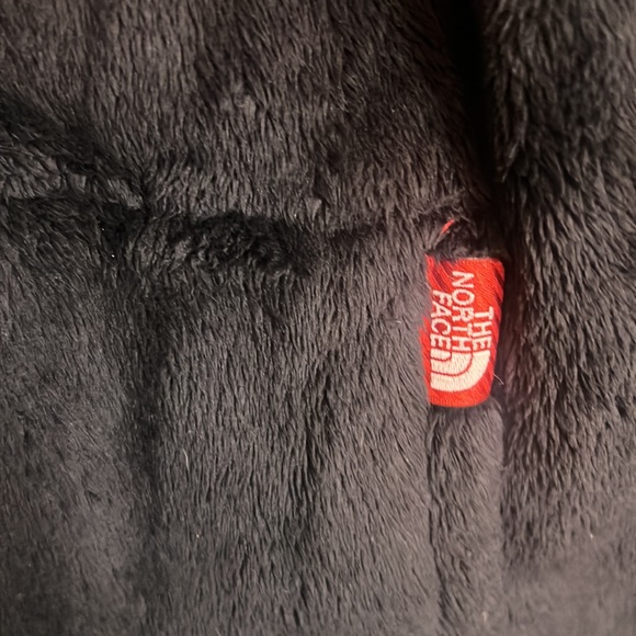 The North Face fuzzy teddy quartet zip pullover in small - Picture 4 of 5